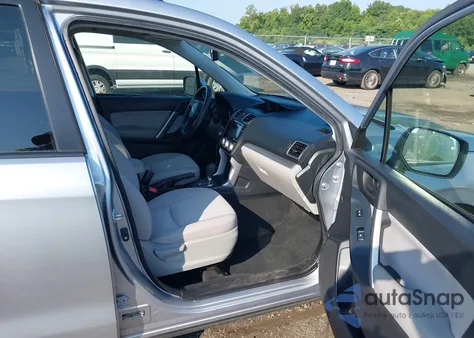 2016 Subaru Forester 2.5I Premium z USA, uszkodzony, nr VIN JF2SJADC0GH502181